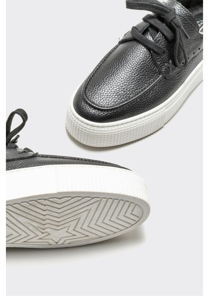 Siyah Deri Kadın Günlük Ayakkabı modelleri