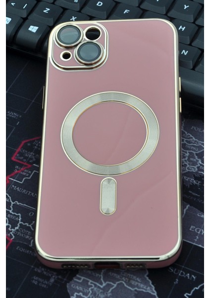 iPhone 14 Plus Uyumlu Magsafe Özellikli Lens Korumalı Renkli Kılıf Pembe