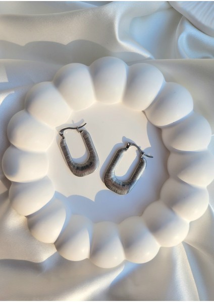 Kadın Paslanmaz Çelik Tırtıklı Dikdörtgen Halka Küpe fiyatları