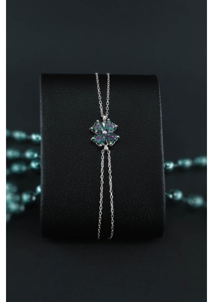 Mistik Topaz Yonca Kadın 925 Ayar Gümüş Ayarlanabilir Bileklik