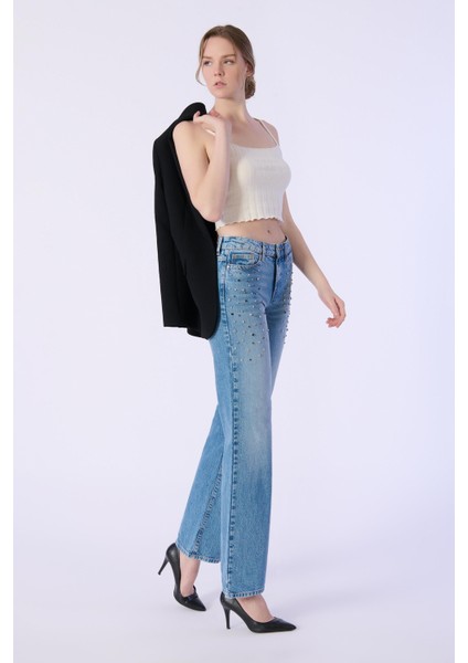 Wide Leg Kalıp Cep Altı Taş Detay Denim Pantolon