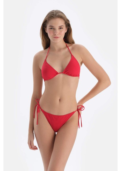 Kırmızı Spagetti Bikini Alt