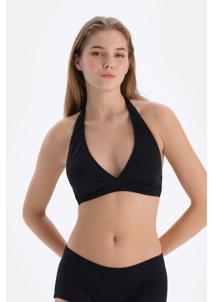 Siyah Üçgen Geniş Bikini Üst