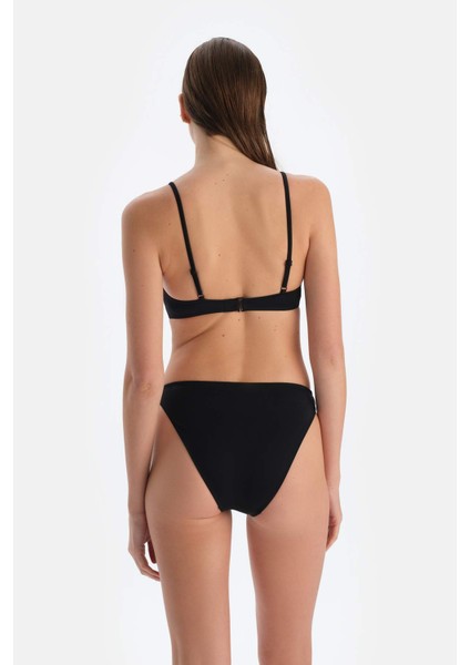 Siyah Kaplı Bikini Üstü fiyatları