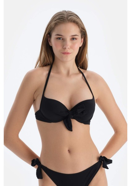 Siyah Kaplı Bikini Üstü