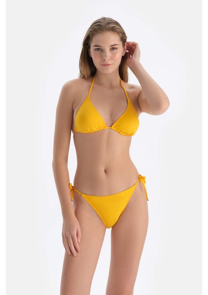 Sarı Üçgen Küçük Bikini Üst