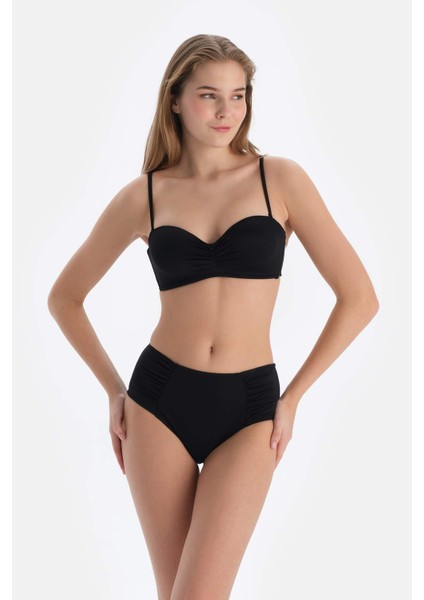 Siyah Straplez Kaplı Bikini Üst