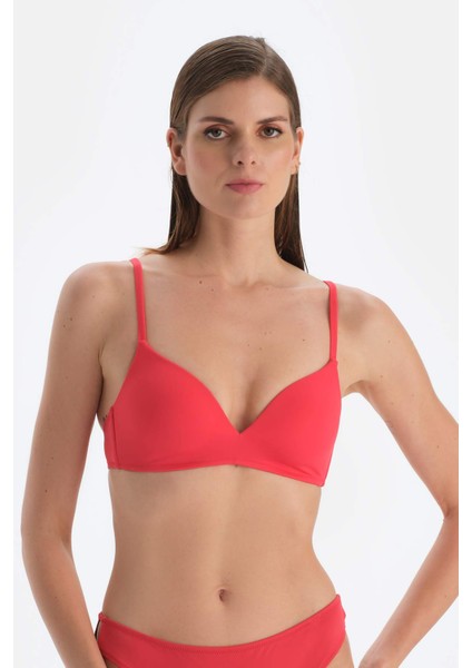 Kırmızı Kaplı Bikini Üstü