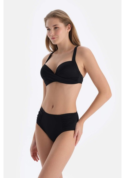Siyah Kaplı Bikini Üstü fırsatları