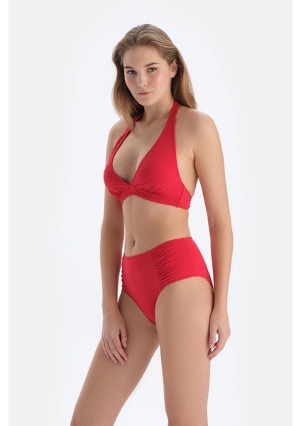 Kırmızı Üçgen Geniş Bikini Üst modelleri