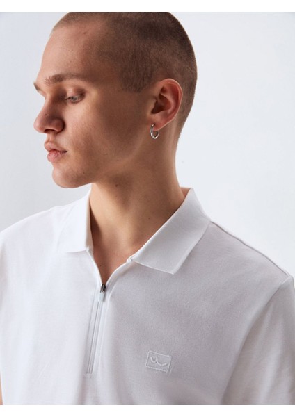 Beyaz T-Shırt fırsatları