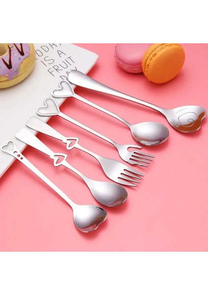 A1 Stili Paslanmaz Çelik Kalp Şekli Kahve Çay Kaşığı Çatal Tatlı Şeker Karıştırma Dekoratif Kaşık Çay Kaşığı Düğün Hediyesi Mutfak Gereçleri (Yurt Dışından) fırsatları