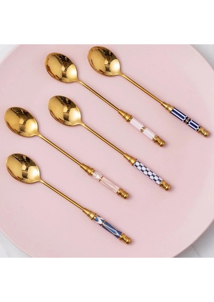 B Tarzı Paslanmaz Çelik Tatlı Kaşığı Seramik Uzun Saplı Dondurma Kaşığı Çay Kaşığı Altın Kahve Kek Meyve Süt Kaşığı Mutfak Sofra Takımı (Yurt Dışından) fiyatları