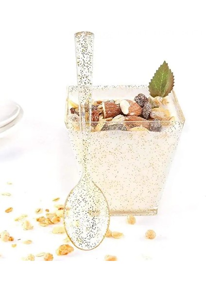 Mini Tadım Kaşıkları ile 50 Takım Kare Küçük Tatlı Bardakları 2oz Tek Kullanımlık Altın Glitter Tatlı Plastik Kaseler Kichen Gıda Depolama (Yurt Dışından)