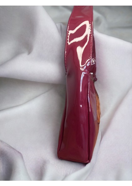 Kadın Bordo Rugan Çanta modelleri