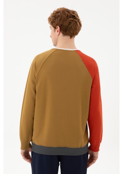 Erkek Açık Haki Sweatshirt 50270756-VR183