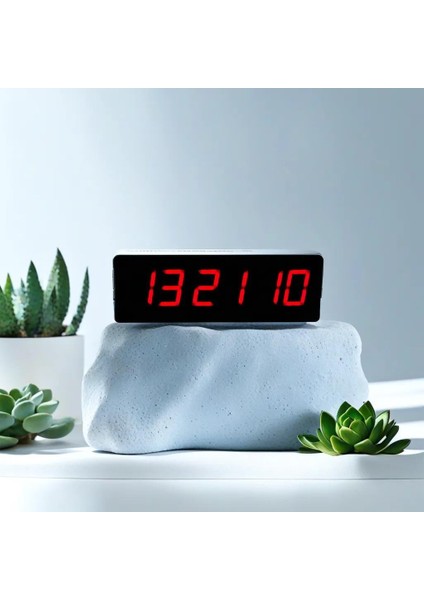 Sanec Saniyeli Dijital LED Duvar ve Masa Saat ve Derece - Kırmızı (Kasa Ölçüsü: 15X50 Cm)