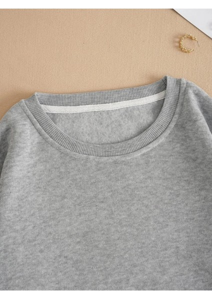 Kadın Basic 0 Sıfır Yaka Baskısız Düz Oversize Salaş Bol Kesim Polar Sweatshirt modelleri