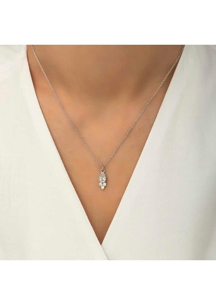 Gümüş Çiğ Damlası Tektaş Bayan Kolye fiyatları