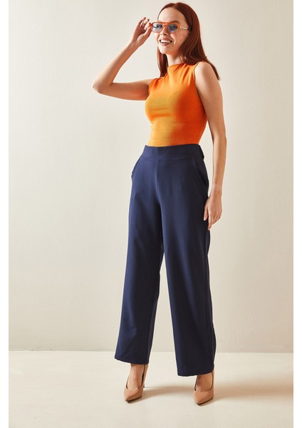 Lacivert Arka Kemeri Detaylı Palazzo Pantolon 5YXK5-48171-14 modelleri