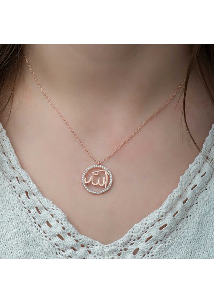 Gümüş Rose Arapça Allah Yazılı Bayan Kolye fiyatları