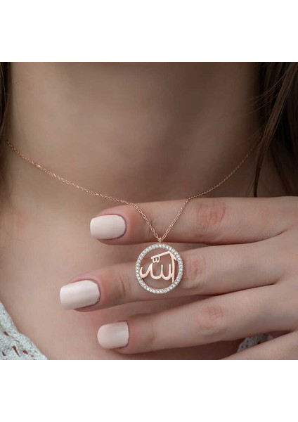 Gümüş Rose Arapça Allah Yazılı Bayan Kolye modelleri