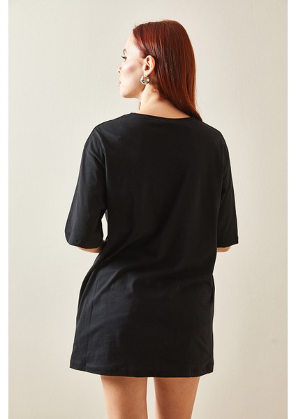 Siyah Bisiklet Yaka Yazılı Oversize T-Shirt 5YXK1-48209-02