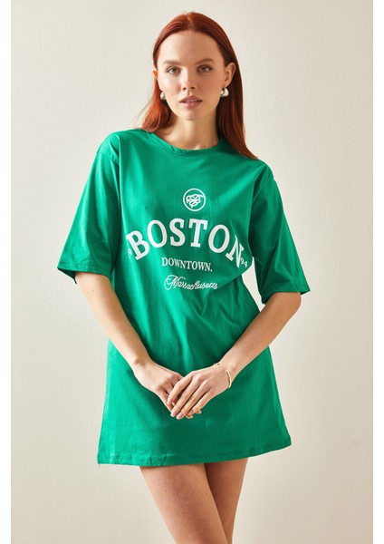 Yeşil Bisiklet Yaka Yazılı Oversize T-Shirt 5YXK1-48209-08 fiyatları