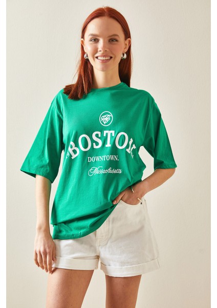 Yeşil Bisiklet Yaka Yazılı Oversize T-Shirt 5YXK1-48209-08 modelleri