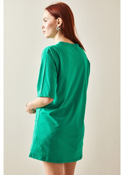 Yeşil Bisiklet Yaka Yazılı Oversize T-Shirt 5YXK1-48209-08 indirimleri