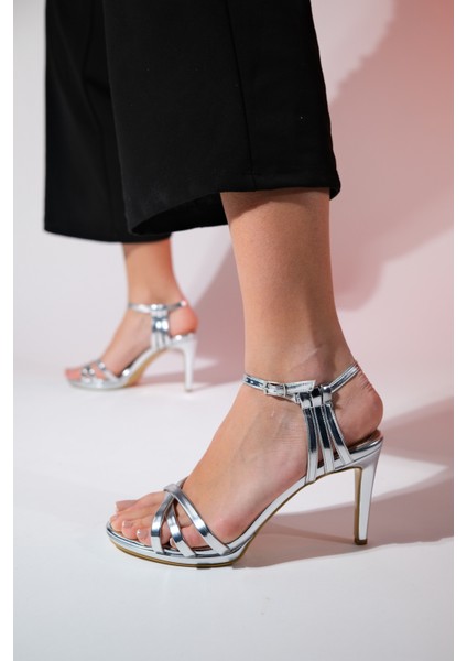 Froya Gümüş Kadın Platform Topuklu Ayakkabı modelleri