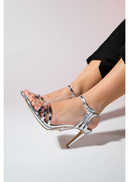 Froya Gümüş Kadın Platform Topuklu Ayakkabı fırsatları