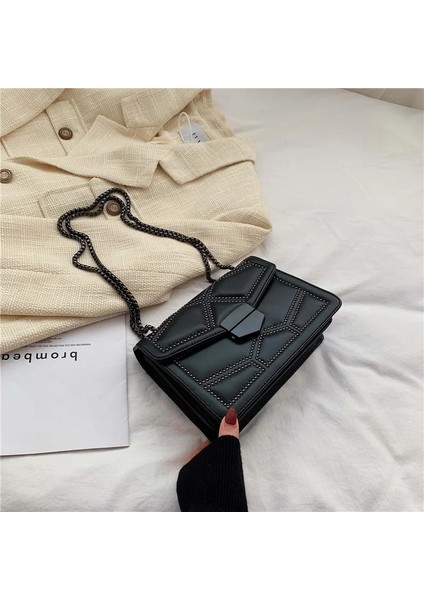 Perçin Zinciri Küçük Kadın Crossbody Omuz Askılı Kadın Çanta (Yurt Dışından)