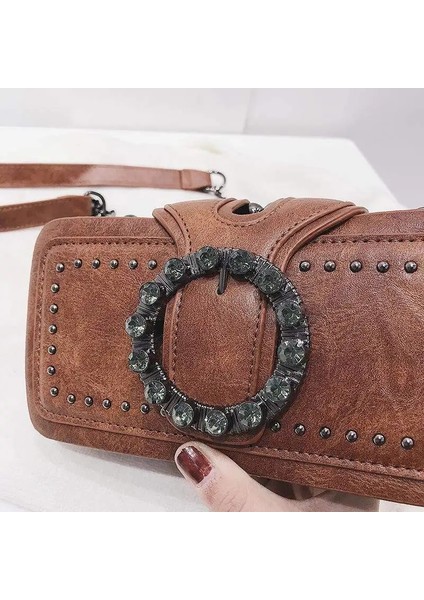 Kore Retro Elmas Çivili Küçük Kare Askılı Flap Crossbody Çanta (Yurt Dışından) modelleri