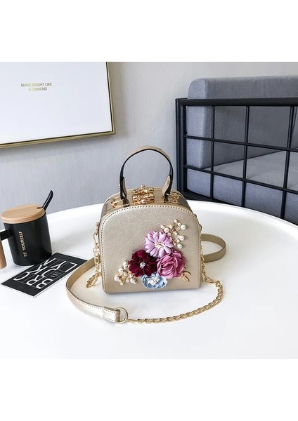 Deve Metal Klip Küçük Kare Çiçek Omuz Çapraz Omuz 822 Çanta (Yurt Dışından) fiyatları