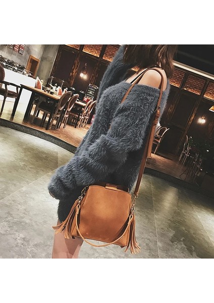 Fırçalama Kadın Kova Eski Püskül Askılı Retro Omuzdan Askılı Crossbody Tote Çanta (Yurt Dışından) fiyatları