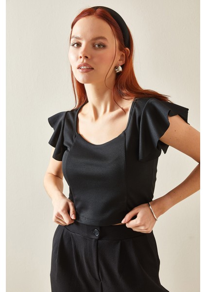 Siyah Kolları Volanlı Crop Bluz 5YXK2-48200-02