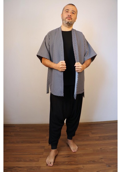 Unisex Siyah-Beyaz Desenli Kısa Kimono Ceket