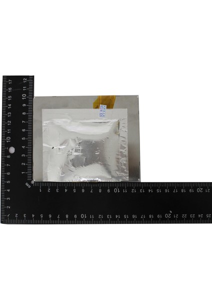 ET0570C9DN6 20-20911-2 (2711P-T6C20D8) LCD Ekran