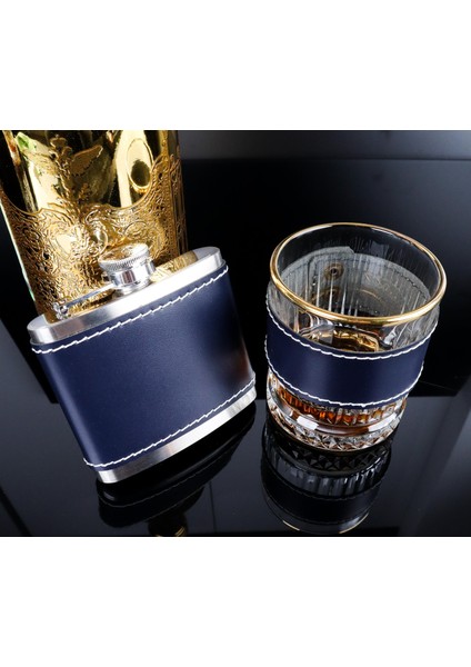 5 Oz 150 cc Lacivert Deri Kılıflı Cep Tipi Çelik Viski Içki Matarası ve Gold Viski Bardağı Seti modelleri