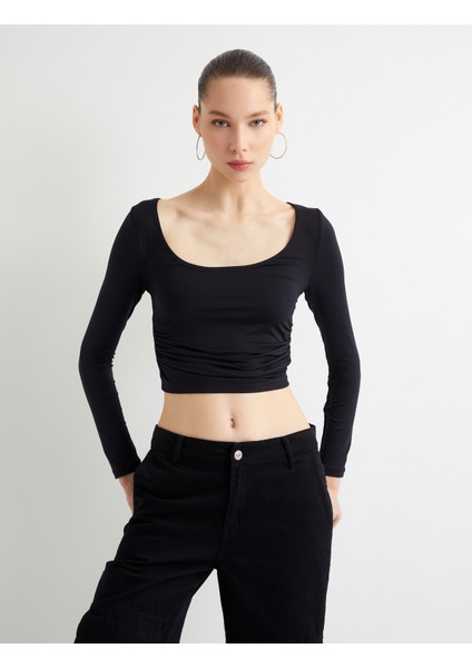 Uzun Kollu Crop Tişört U Yaka Drape Detaylı