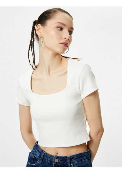 Sırt Dekolteli Tişört Crop Kısa Kollu Fitilli Slim Fit