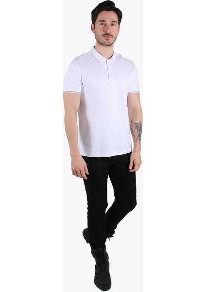 3742 Yakalı T-Shirt