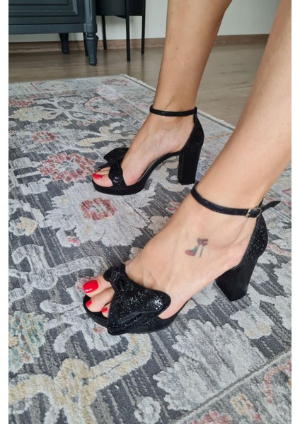 135 66109 Topukla Kadın Kalın Topuklu Taşlı Fiyonklu Abiye Ayakkabı fiyatları