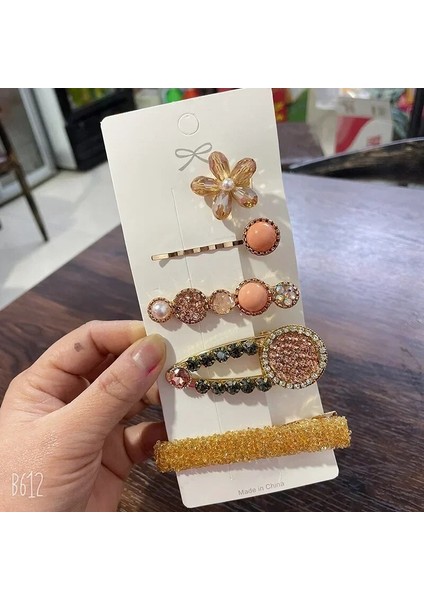 5 Adet Kadın Firkete Yan Saç Tokası Seti Tasarımcı Inci Şapkalar Patlama Tokalar Başlığı Aksesuarları Hairwear Ördek Gagası Klipleri (Yurt Dışından) indirimleri