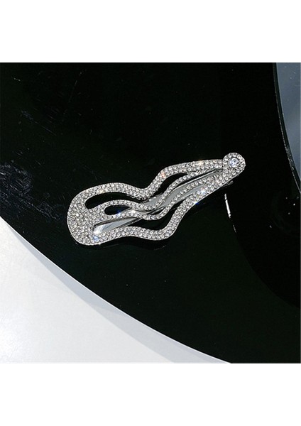 Parlayan Rhinestone Timsah Saç Klipleri Bling Kristal Ördek Bill Saç Tokalarım Sparkly Geometrik Saç Tokası Saç Aksesuarları Kadınlar Için (Yurt Dışından) indirimleri