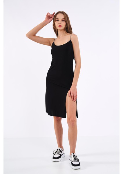 Kadın Ip Bağlamalı Yırtmaç Detaylı Mevsimlik Gece Kıyafeti