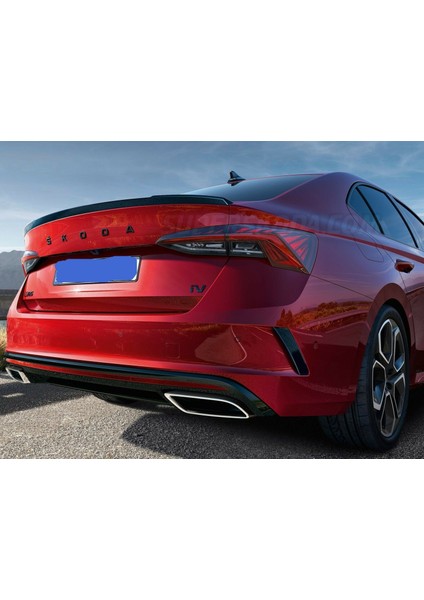 Skoda Octavia Spoiler (Pianoblack) 2020 Sonrası
