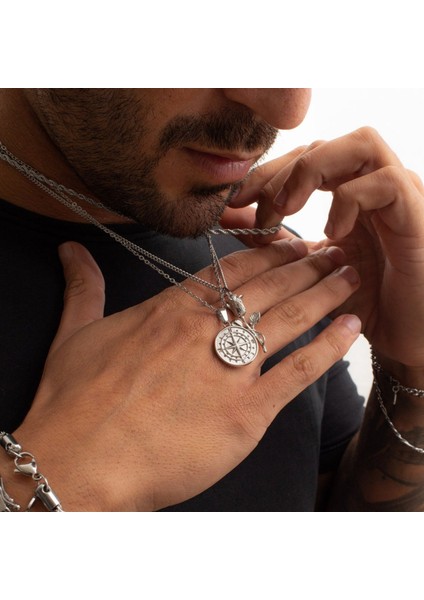 Vnox Erkekler Için Şık Paslanmaz Çelik Pusula Kolye, Retro Yuvarlak Para Charms Kolye, Kaya Punk Erkek Yaka Takı (Yurt Dışından) modelleri