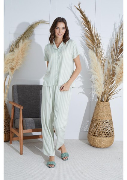 Kadın Kısa Kol Önden Düğmeli Su Yeşili Pijama Takım C6T2N951 fırsatları
